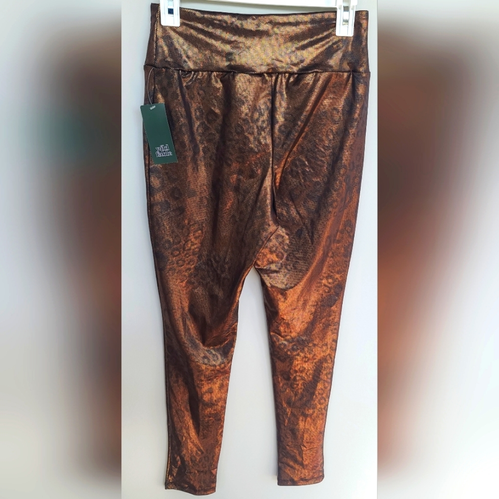 Wild Fable metallic animal print leggings. Size M. New with tags.